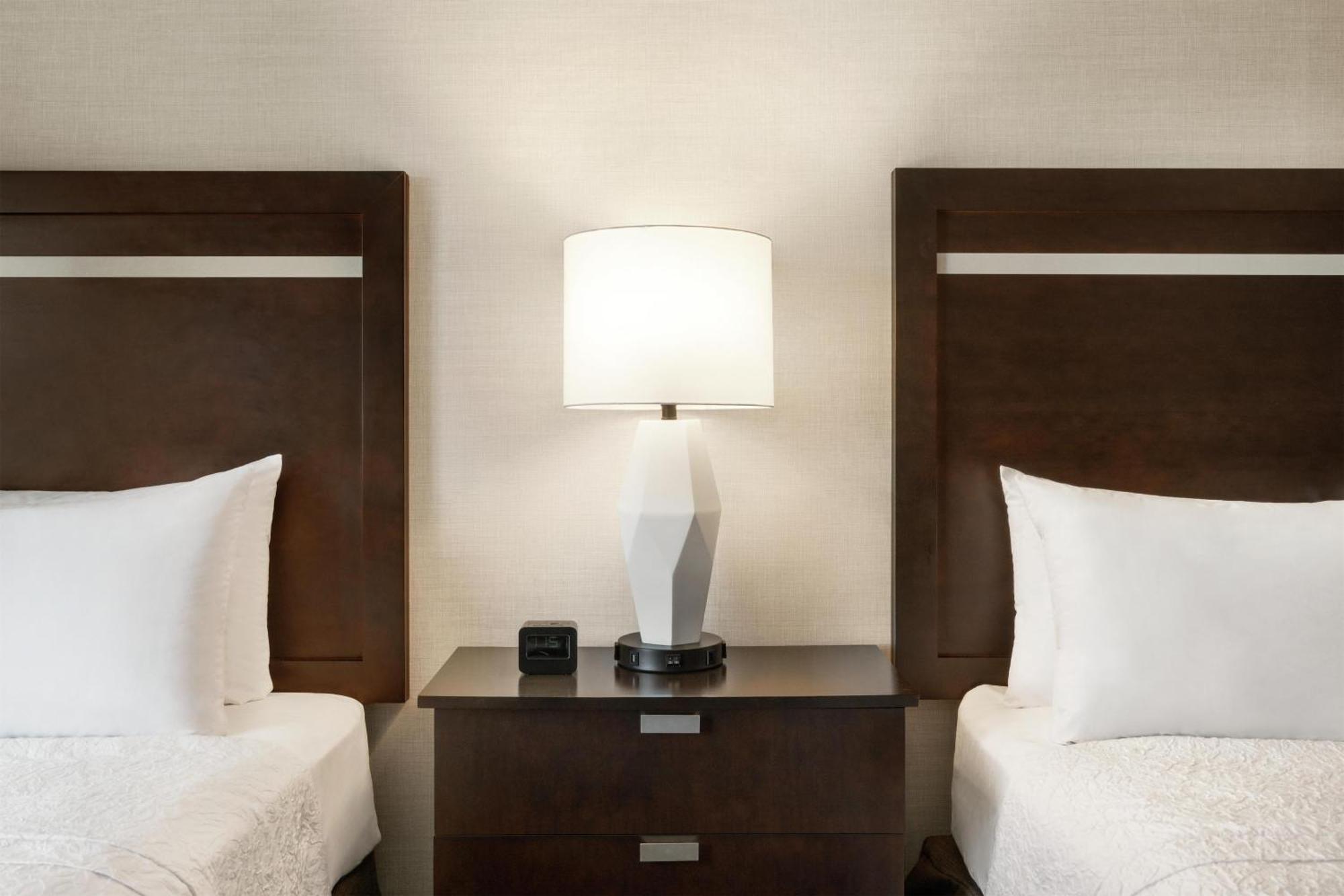 Queen Room Ocean View,1756526016:JPEG